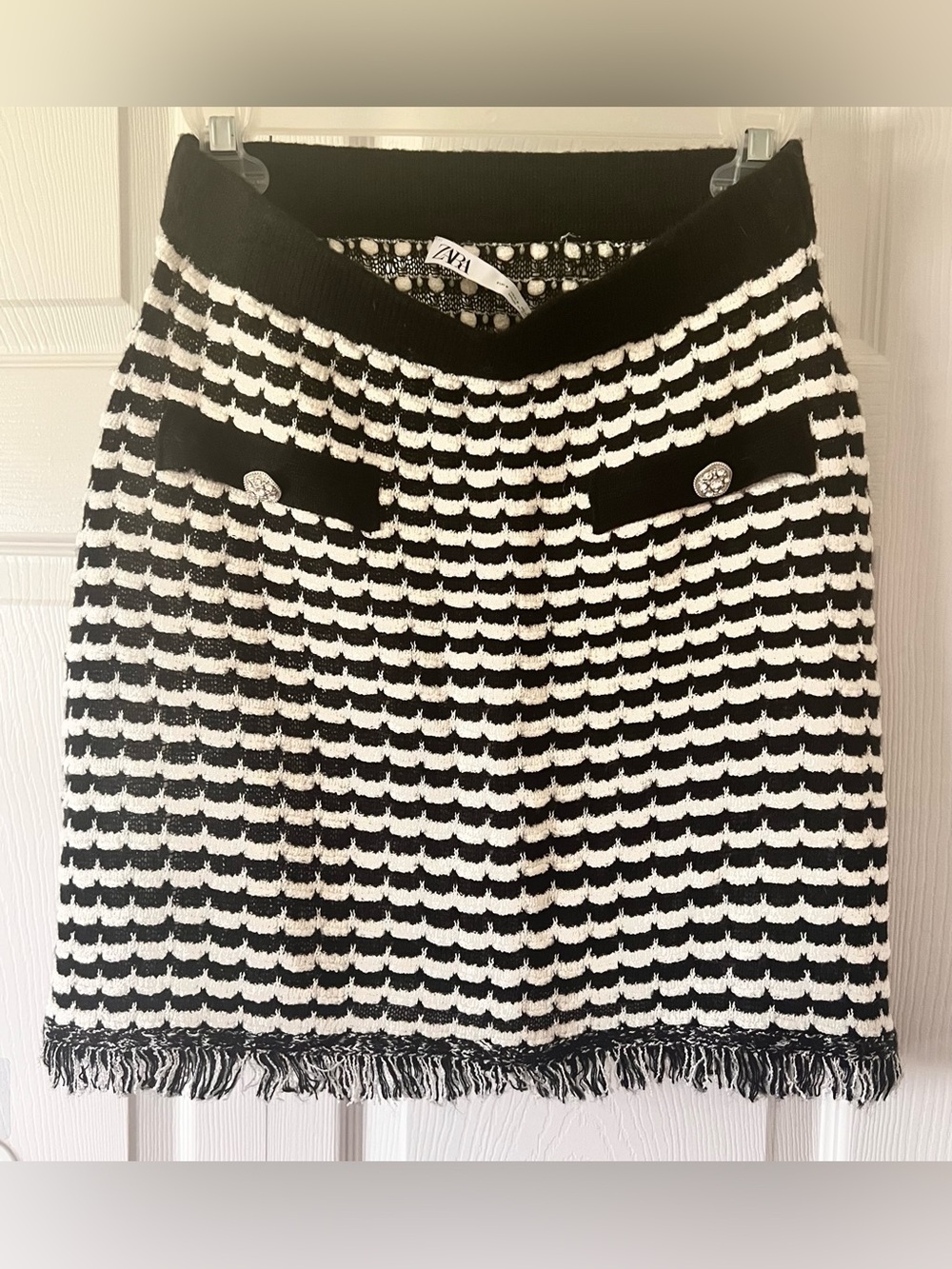 Zara Small sweater mini skirt black & white gingham plaid with frill fringe